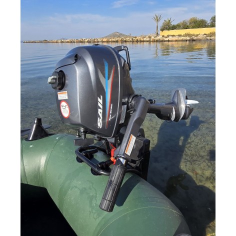 Motor fueraborda Sail 2,5cv 4 tiempos de eje corto