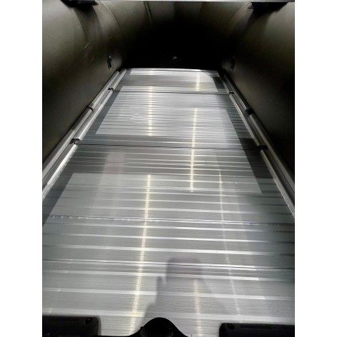 OUTLET-Bateau pneumatique OZEAM 300 avec plancher complet en aluminium et quille gonflable